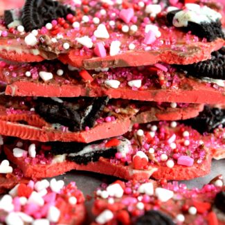 Valentine Oreo Cookie Chocolate Bark