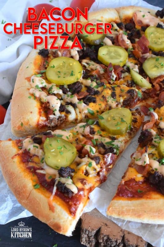 Bacon Cheeseburger Pizza combines the best of two fast food worlds into one! Prepared with ground beef, cheese, pickles, and a copycat burger sauce. Who could resist? #pizza #cheeseburger #beef #bacon #pizzaburger #burgerpizza