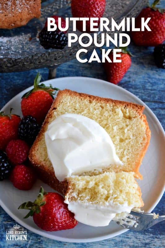 Sometimes, something very simple and non-pretentious can be the most beautiful and the most elegant.  Take for instance, this impressive Buttermilk Pound Cake that needs nothing more than a dusting of sugar, some fresh fruit, and a little whipped cream - perfection! #buttermilk #dessert #pound #cake