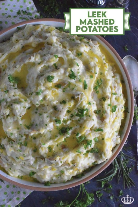 Mashed Potatoes are everyone’s favourite comfort food and side dish, which is what makes it the most common side dish in many homes and on many occasions. But, boring mashed potatoes are a thing of the past! Leek Mashed Potatoes are such a refreshing and welcome change! Made with garlic and leeks, these potatoes are a great side for almost any main! #mashedpotatoes #leek #potatoes #sides
