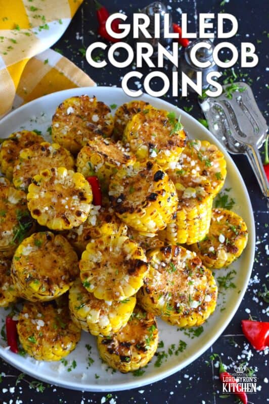 One of our favourite ways to prepare corn in the summer is super easy and super delicious! Tossed in a blend of seasonings with some avocado oil and set on a hot grill for a total of 8 minutes, these yummy Grilled Corn Cob Coins are both sweet and savoury! #corn #cob #grilled #coins #spicy #seasoned