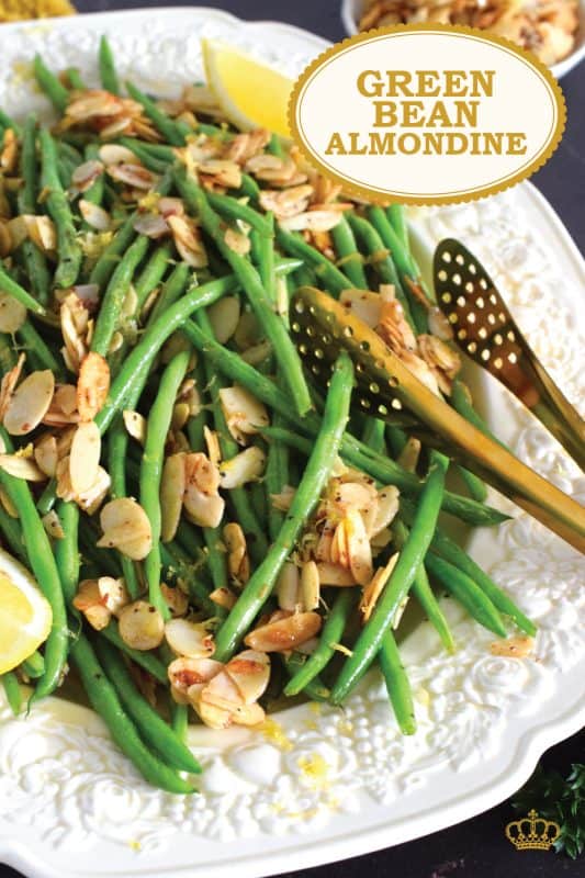 A quick and easy side perfect any time of the year, but in our home, green beans are always a popular side for thanksgiving. Paired with garlic, almonds, and lemon, Green Bean Almondine is a classic! #greenbeans #beans #almondine #thanksgiving #vegetable #side