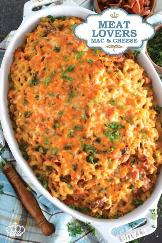 Creamy and cheesy macaroni and cheese is always a hit, but why not make it even better with the addition of three different meats?  Meat Lovers Macaroni and Cheese is loaded with ground beef, ground pork, and crumbled bacon for maximum flavour! #macandcheese #macaroni #cheese #pasta #meatlovers #meat #sausage #beef #bacon